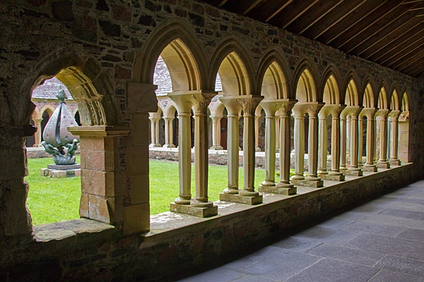 Iona Abbey cloisters. Oct. '22.